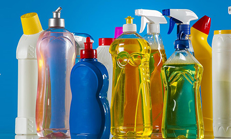 Productos de limpieza pueden causar defectos de nacimiento